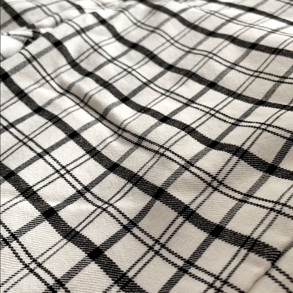 I don’t have anything to wear them with - Picture 4 of 5